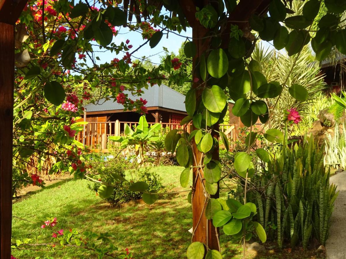 Le Matelot De La Baie Villa Deshaies Exterior photo
